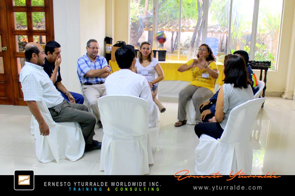 Team Building Cali Colombia | Retos de cuerdas bajas para el desarrollo del talento humano